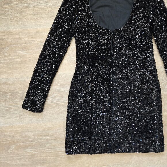 Likely Lisanna Black Mini Dress $378 Size 6 Sequin New Without Tags Long Sleeves - Picture 11 of 17